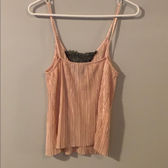 Pink tank - Picture 2 of 2